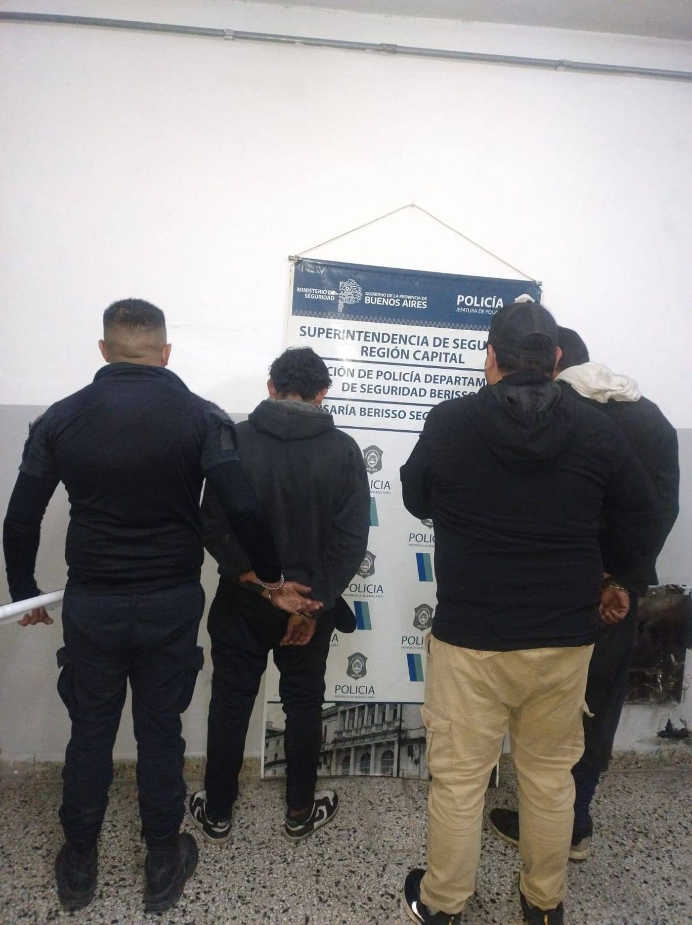 La Policía investiga si los detenidos participaron de otros hechos delictivos en la zona