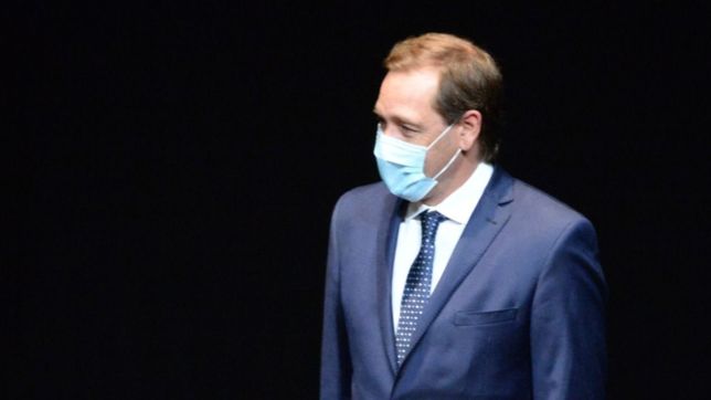 garro disparo contra provincia y aseguro que en la plata vacuna la campora