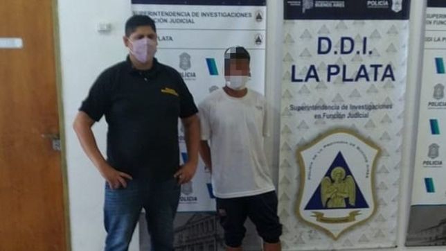 detuvieron al acusado de apunalar y asesinar a un joven en pleno centro de la plata