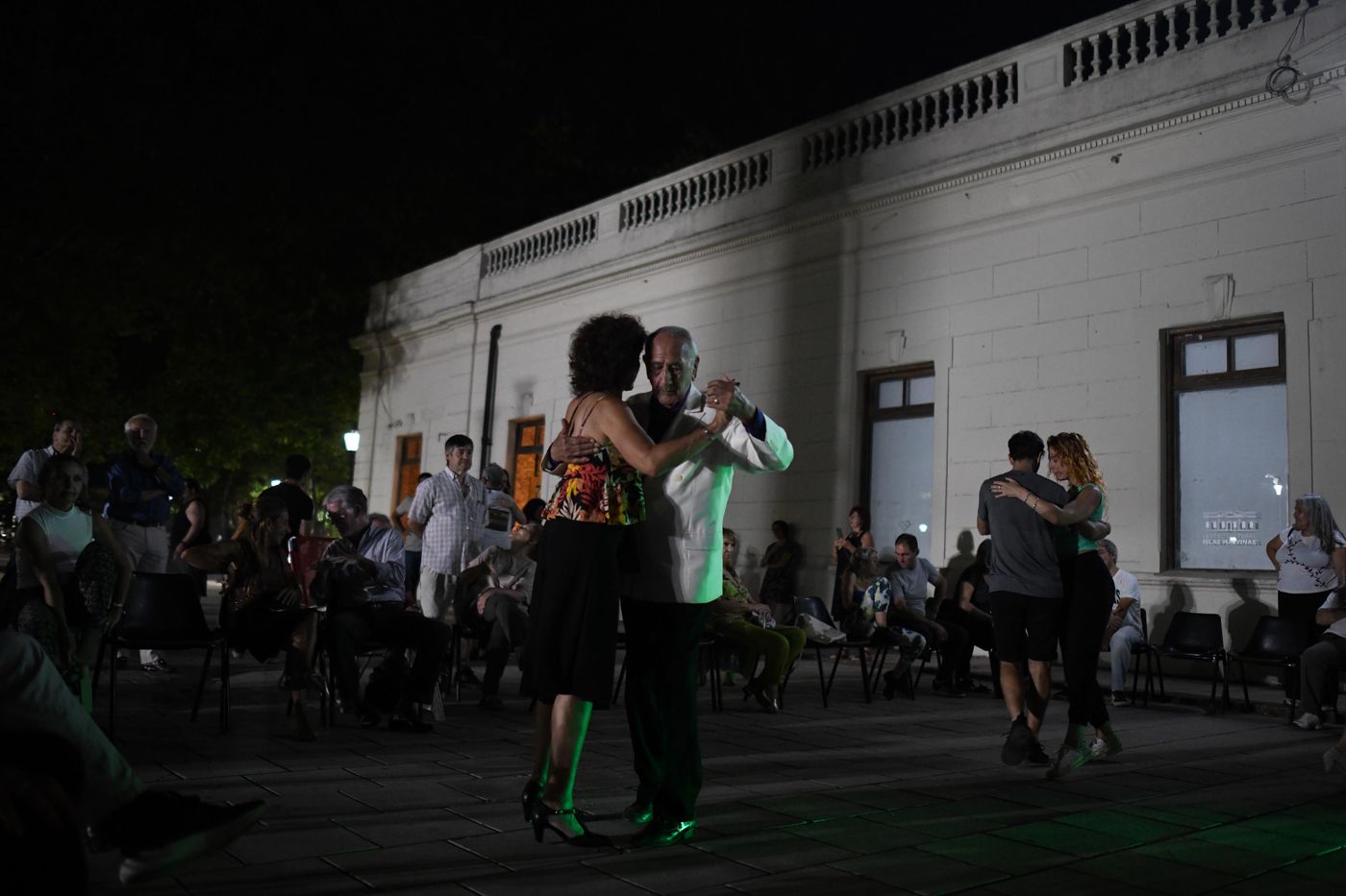 El Centro Cultural Islas Malvinas se suma a la agenda del ¿Qué Hago? con una nueva edición de Milonga de la Plaza