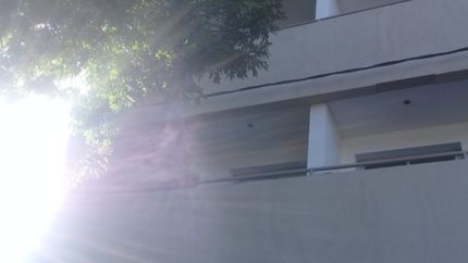 Atacaron a una platense en su casa, puso en fuga al agresor y no querían tomarle la denuncia