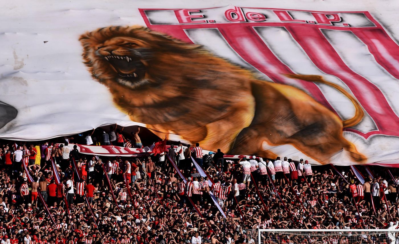 Estudiantes Gimnasia Clasico de La Plata UNO 12.JPG