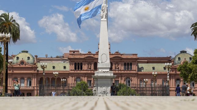 ¿de que se trata la distincion al valor del ciudadano, que implica y quien fue el primero en recibirla?