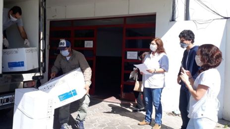 Coronavirus: entregaron doce respiradores artificiales en hospitales de La Plata, Berisso y Ensenada