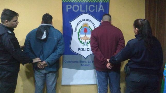 atacaron brutalmente a una familia en la plata y la desvalijaron, pero terminaron detenidos