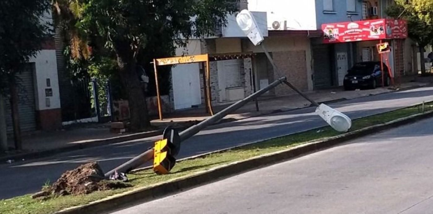 1577636109257.jpg?rotate=0&scaleX=1&scaleY=1&ow=800&oh=579&x=5&y=47&width=791&height=395&&cw=1920&ch=950