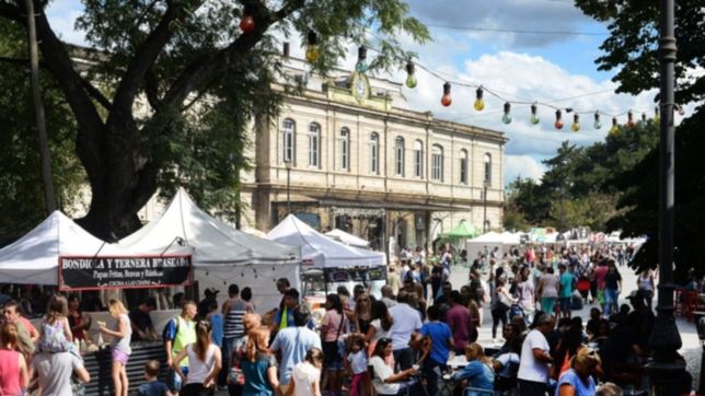 ferias navidenas para todos los estilos y salidas nocturnas reciben la temporada de verano