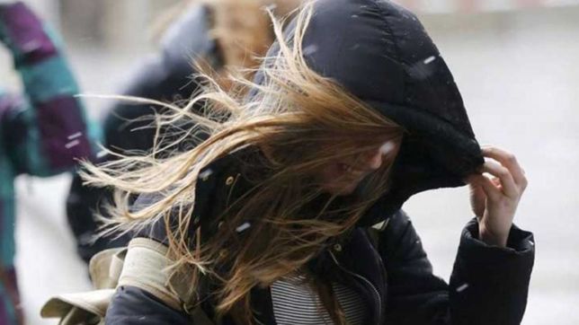 la plata en alerta por lluvias, tormentas y fuertes rafagas de viento