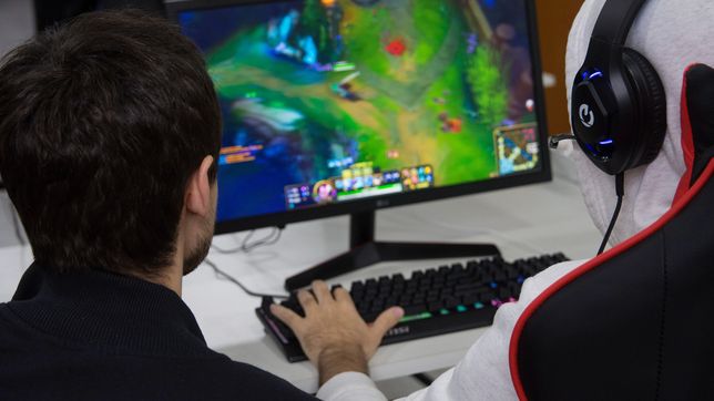 la unlp abrio la inscripcion para la diplomatura en deportes electronicos