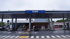 el banco nacion renovo uno de las ofertas mas usadas y continuaran los reintegros en la carga de combustibles