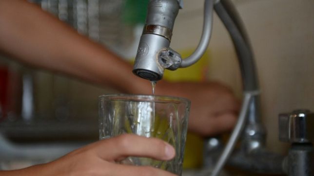 absa adelanto que por el temporal y los cortes de luz podria faltar agua en la plata, berisso y ensenada