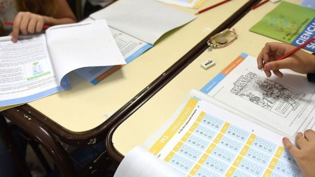 5.400 establecimientos y 273 mil alumnos: el programa aprender llega a las escuelas