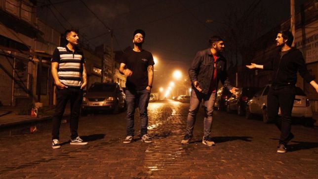 se viene la presentacion de no es una democracia, el disco debut de ya recontra fue todo