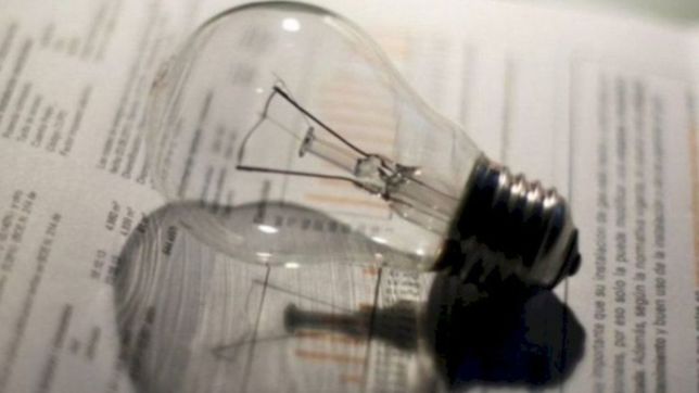 analizan un incremento del 10% en las tarifas de luz: ¿a quienes afectara?