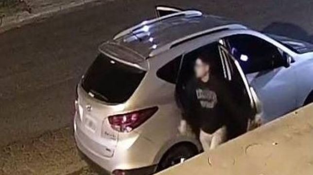 city bell en alerta por un grupo de ladrones que se disfraza de operarios para robar