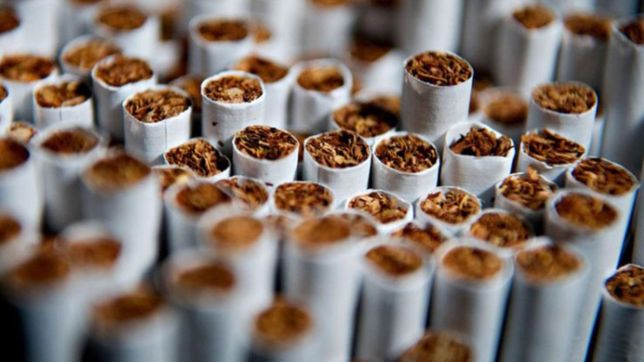 suben un 6% los cigarrillos y un atado de veinte ya roza los $100
