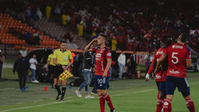 estudiantes lo busco pero fue presentado como refuerzo en su nuevo club