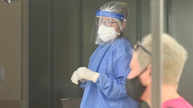 el numero de casos de covid-19 cae tres veces mas rapido que las muertes