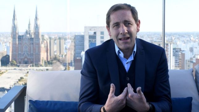 garro aseguro que la eleccion se esta desarrollando sin inconvenientes en la plata