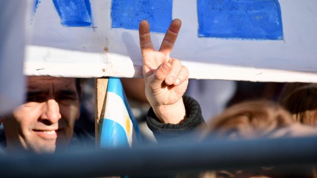 los politicos platenses en el acto de kicillof: ¿quienes fueron y quienes faltaron?