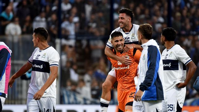 ¿que necesita gimnasia para clasificar entre los cuatro de su zona en la copa de la liga?