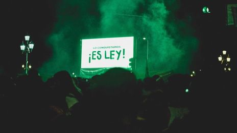 Polémica en la UNLP por la suspensión de un programa vinculado al aborto