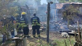 fuego e intoxicacion en un dramatico incendio en la plata fuego e intoxicacion en un dramatico incendio en la plata