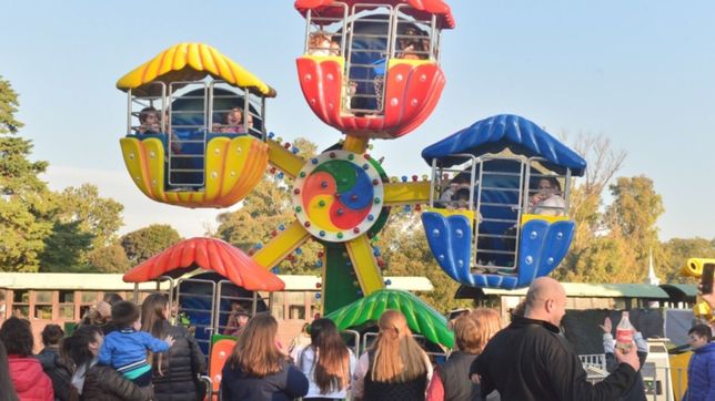 republica de los ninos: revocaran la concesion de los juegos mecanicos si no se pagan los sueldos