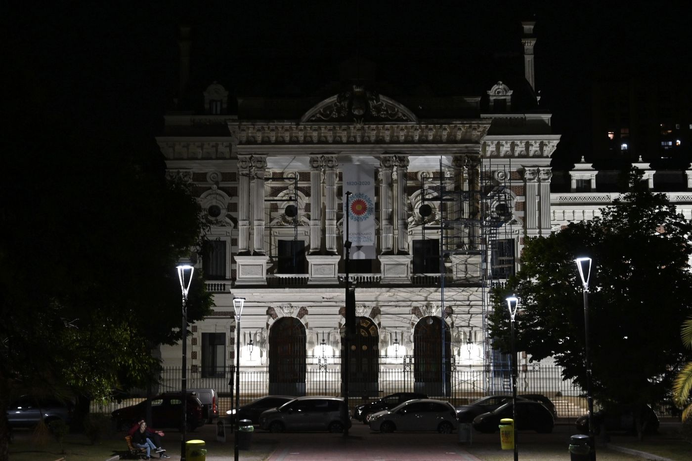 Gobernación noche.jpg