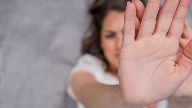 una mujer y su hija de dos anos fueron hospitalizadas en ensenada tras una golpiza