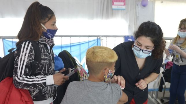 la provincia lanzo una campana masiva para promover la vacunacion