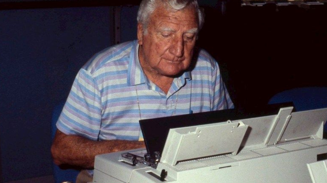 el periodista uruguayo que cubrio los primeros 15 mundiales y su historia de amor en la plata