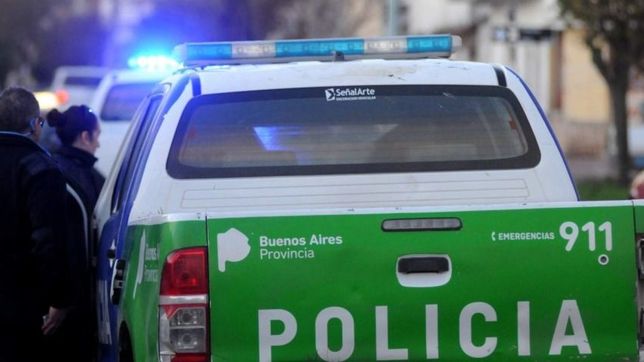 se atrincheraron tras robarle a una vecina y los detuvieron armados con un arpon casero