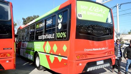 Avanzan con la reconversión de un micro eléctrico para La Plata
