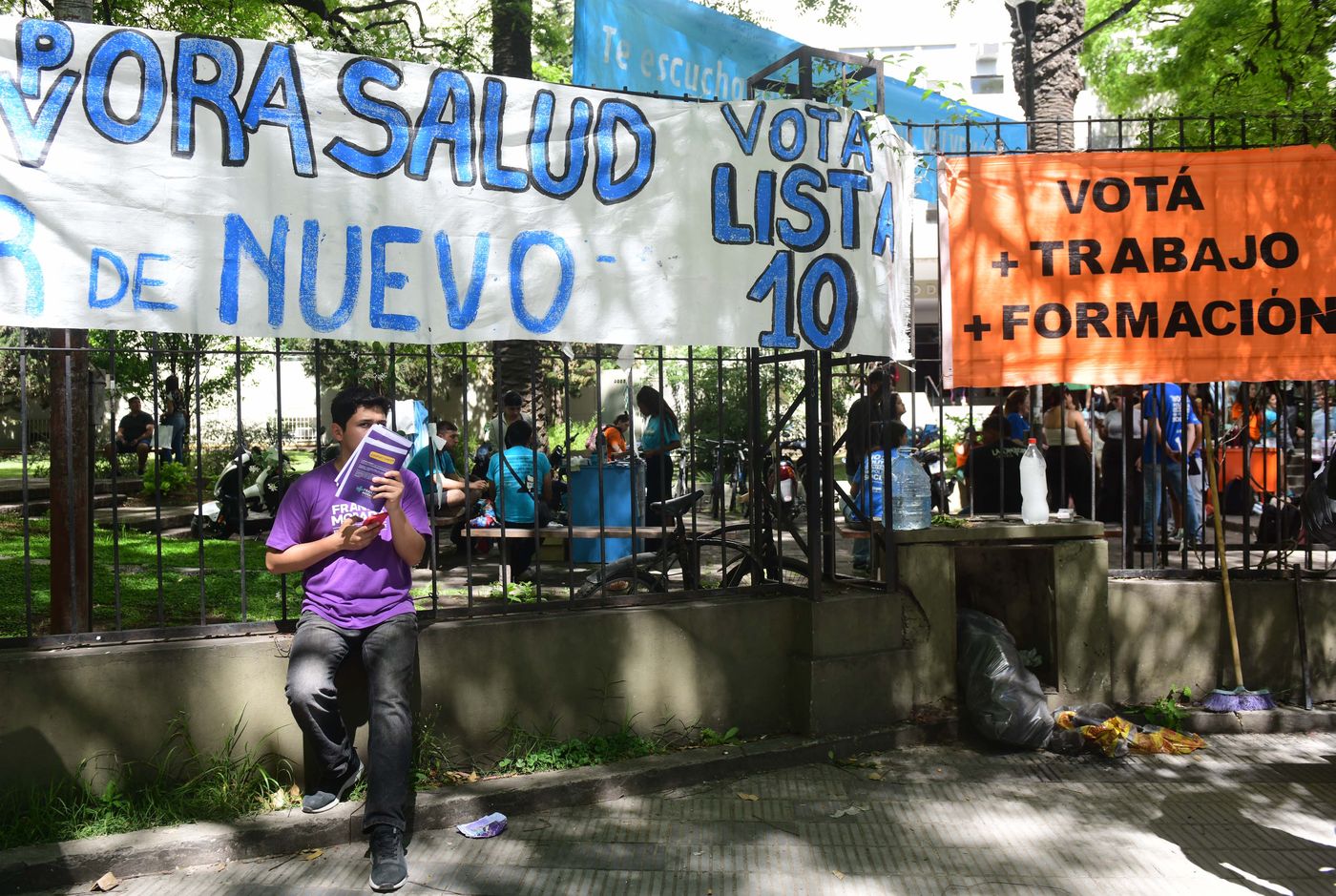 Elecciones en la UNLP  facultad de Medicina(16).jpg