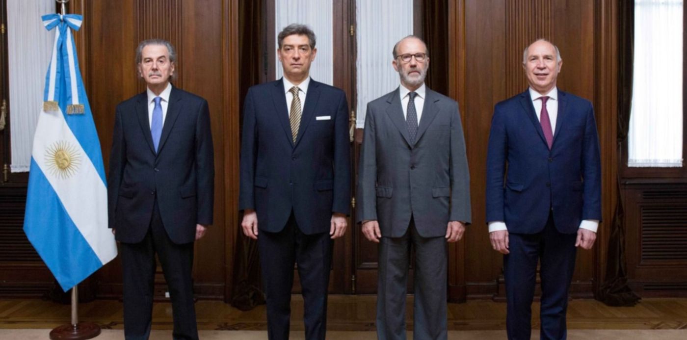 1643738296486.jpg?x=17&y=150&width=1466&height=733&rotate=0&scaleX=1&scaleY=1&ow=1500&oh=1023&&cw=1920&ch=950