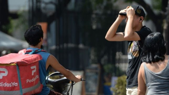 la semana termina con un viernes soleado, humedo y con mas de 30°c