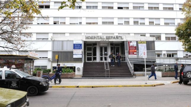 tenia covid y espero 48 horas en una guardia de la plata con oxigeno porque no habia camas