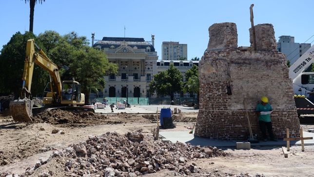¿cuanto avanzaron hasta ahora las obras en las plazas del centro de la plata?