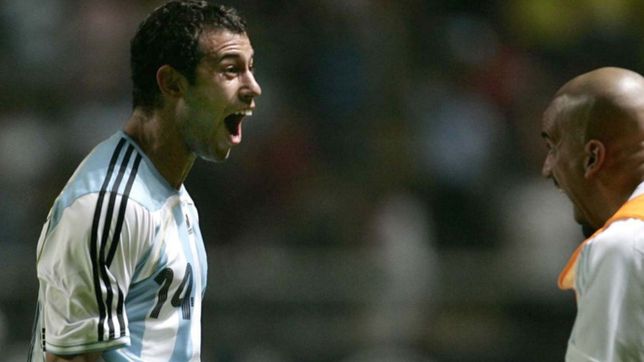 veron hablo sobre la llegada de mascherano a estudiantes: nos manifesto ganas