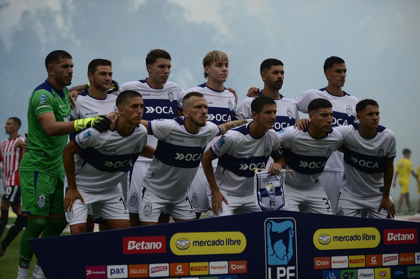 Gimnasia Estudiantes clásico formación