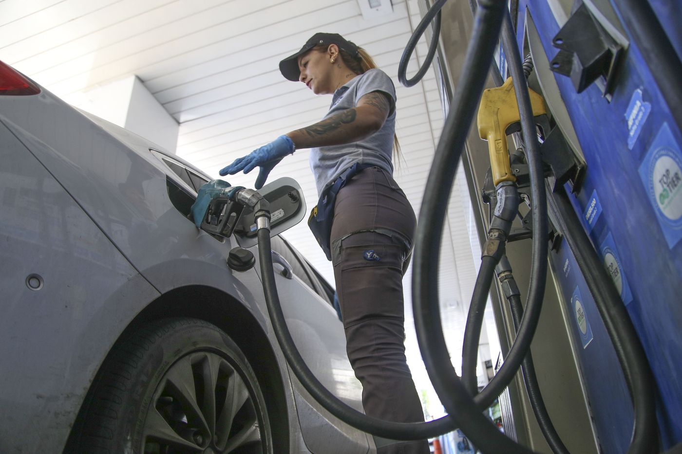 Banco Nación ofrece un importante beneficio en la carga de combustible