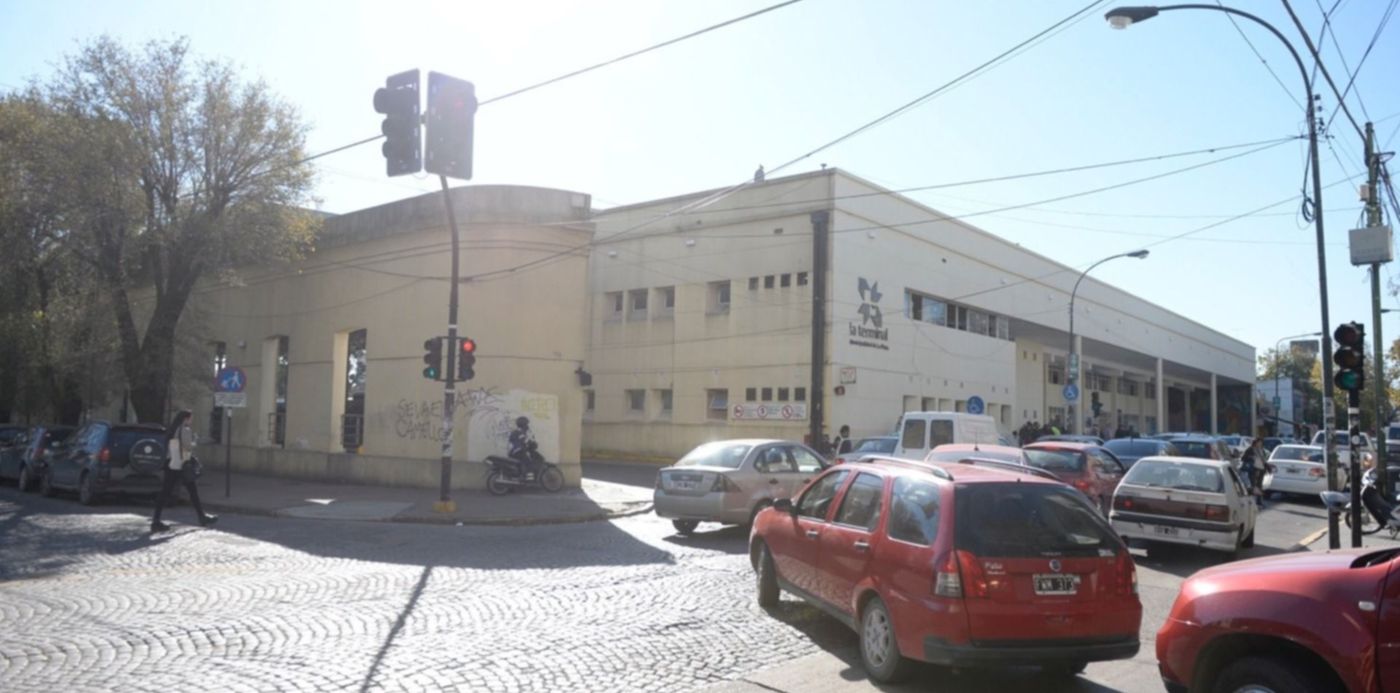 1527186599235.jpg?x=8&y=141&width=1486&height=743&rotate=0&scaleX=1&scaleY=1&ow=1500&oh=998&&cw=1920&ch=950