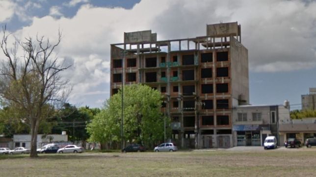 se multiplican las denuncias contra el empresario acusado de estafas inmobiliarias en la plata