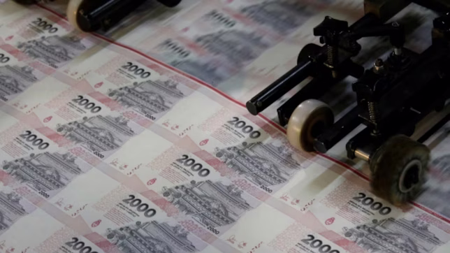 revelan que javier milei emitio mas pesos en sus primeros 6 meses que en el primer semestre de 2023