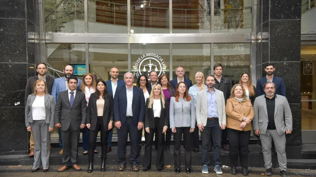 asume la nueva gestion del colegio de abogados con una impronta de apertura y democratizacion