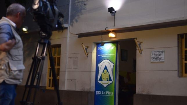 de pelicula: mato a un amigo en la plata y su hermano se entrego para cubrirlo