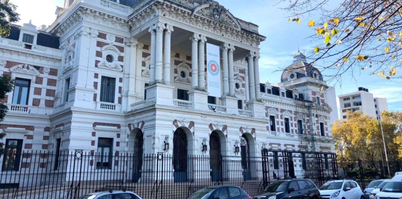 1653744482772.jpg?x=18&y=287&width=1452&height=726&rotate=0&scaleX=1&scaleY=1&ow=1500&oh=1125&&cw=1920&ch=950