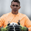 La FIFA le bajó el pulgar a Muslera antes del debut de Uruguay en el Mundial