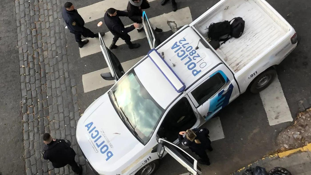 Un hombre agredió a una nena de 3 años y los vecinos casi lo linchan